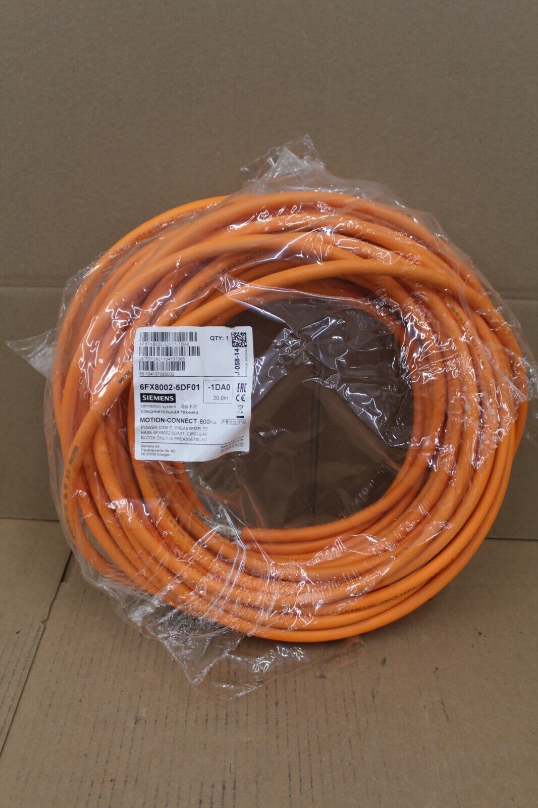 Siemens 6FX8002-5DF01-1DA0 30M Cable No Bag*