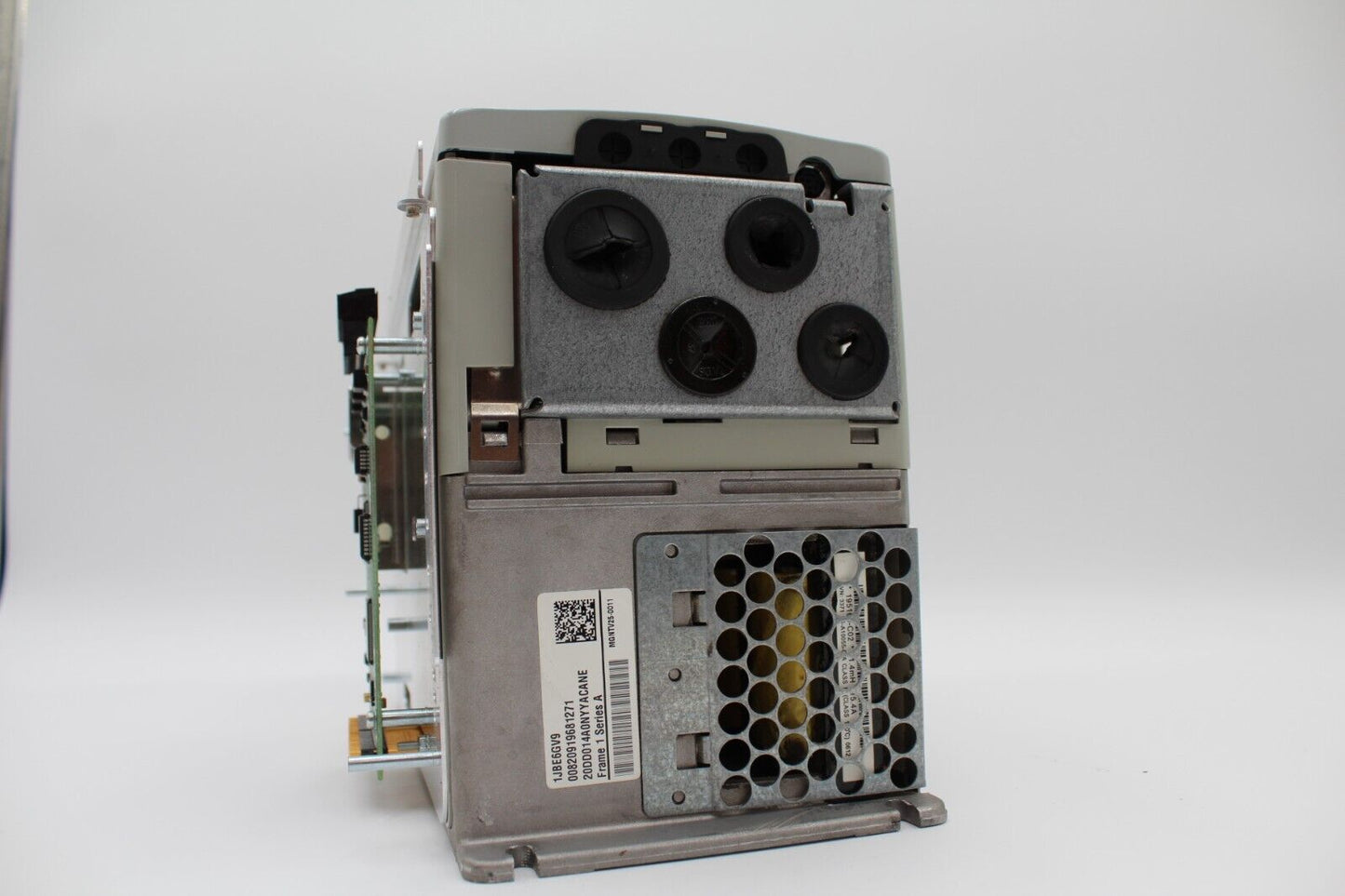 Allen-Bradley 20DD014A0NYYACANE PowerFlex 700s 3-Phase AC Drive (No Side Cover)