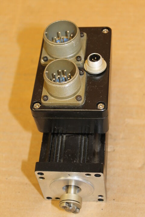 PARKER COMPUMOTOR CM232AE-00083 SERVO MOTOR