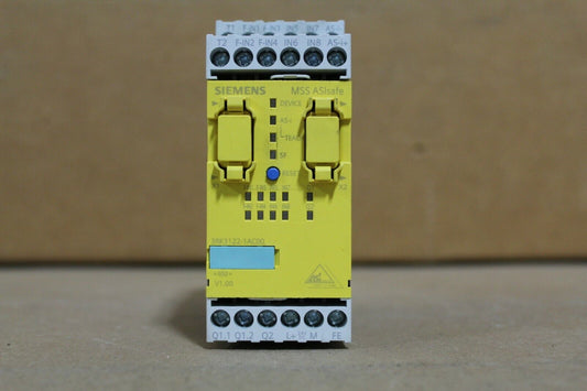 SIEMENS 3RK3122-1AC00 CENTRAL UNIT NEW NO BOX*