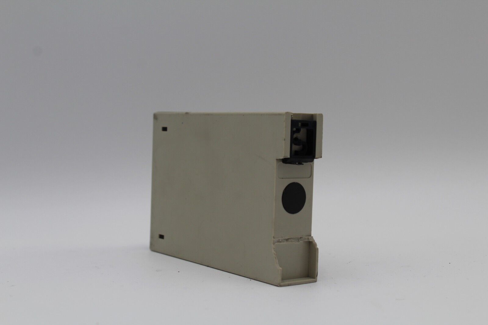 Schmersal AES 1235 Ue 24 VDC Safety Relay (Broken Din Rail Mount)
