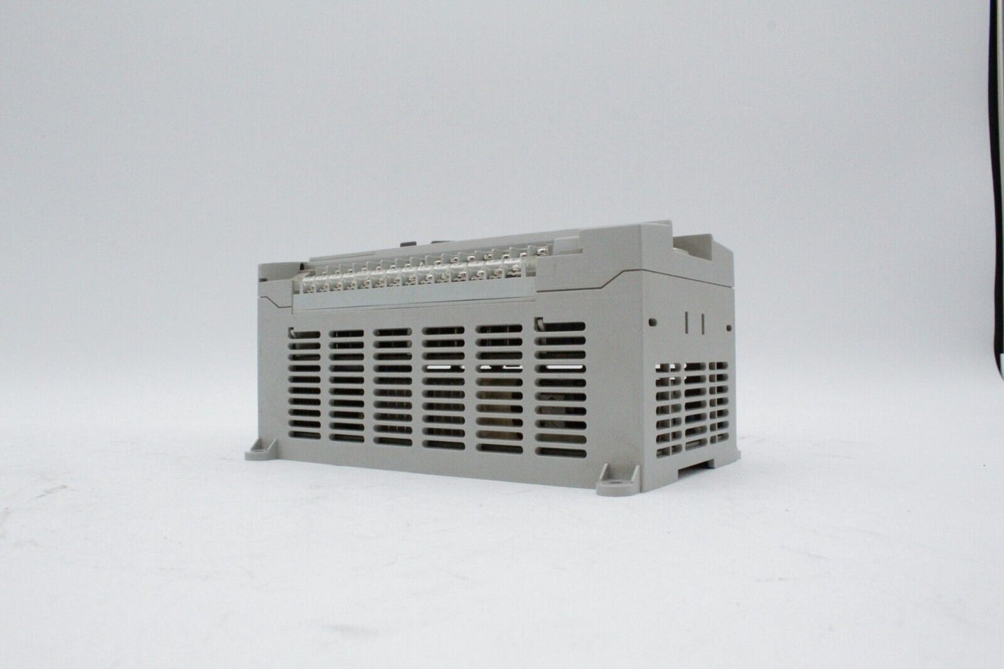 Allen-Bradley 1766-L32BXB MicroLogix 1400 Controller Module (Missing Wire Cover)