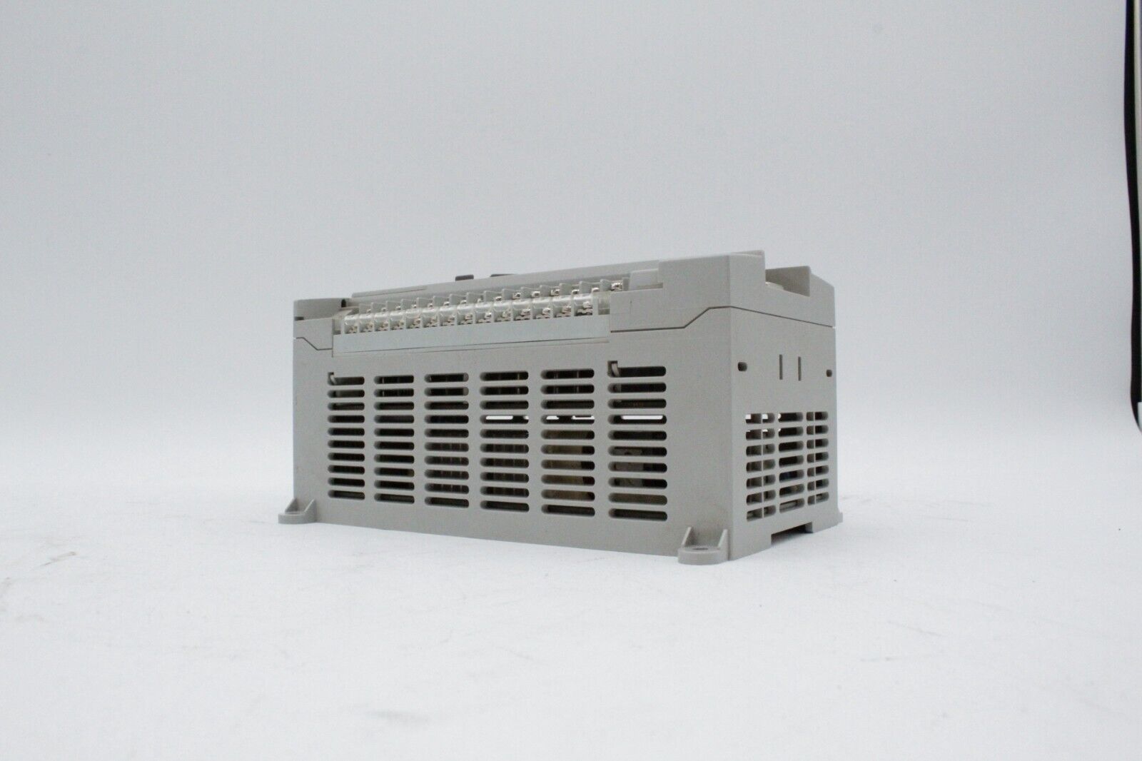 Allen-Bradley 1766-L32BXB MicroLogix 1400 Controller Module (Missing Wire Cover)