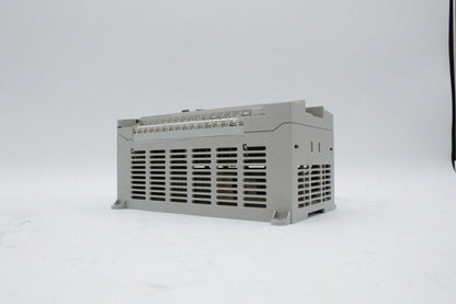 Allen-Bradley 1766-L32BXB MicroLogix 1400 Controller Module (Missing Wire Cover)