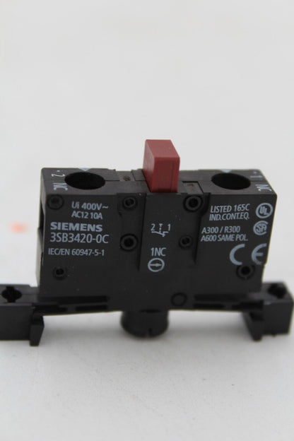 Siemens 3SB3420-0C Auxiliary Contact