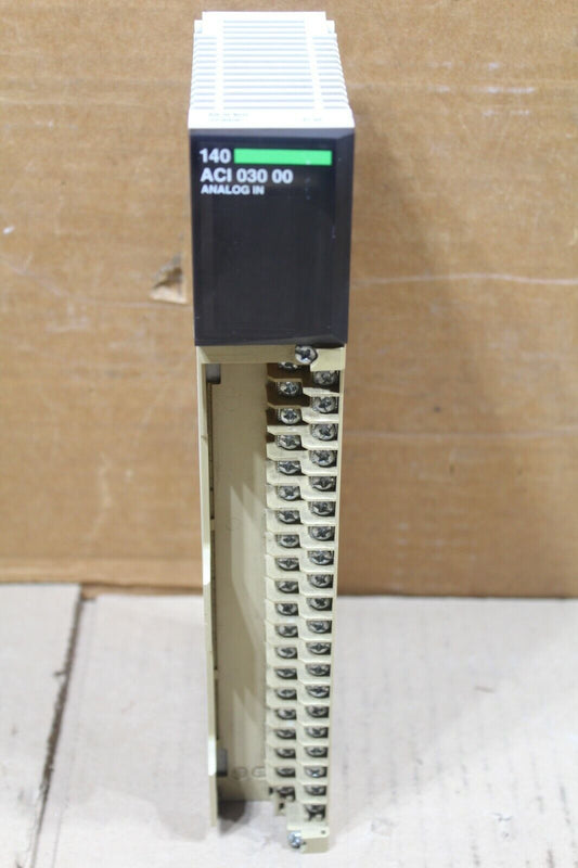 Schneider 140ACI03000 Analog Input No Cover*