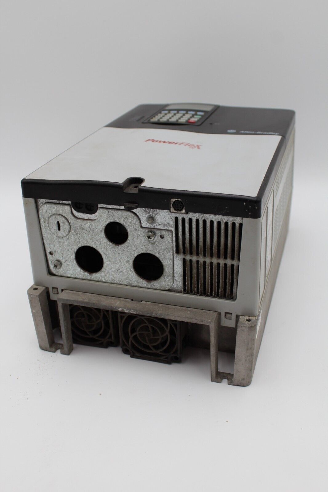 Allen-Bradley 20AB022A0AYNANNN Powerflex 70