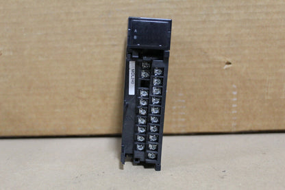 GE Fanuc IC693MDL240F Input Module