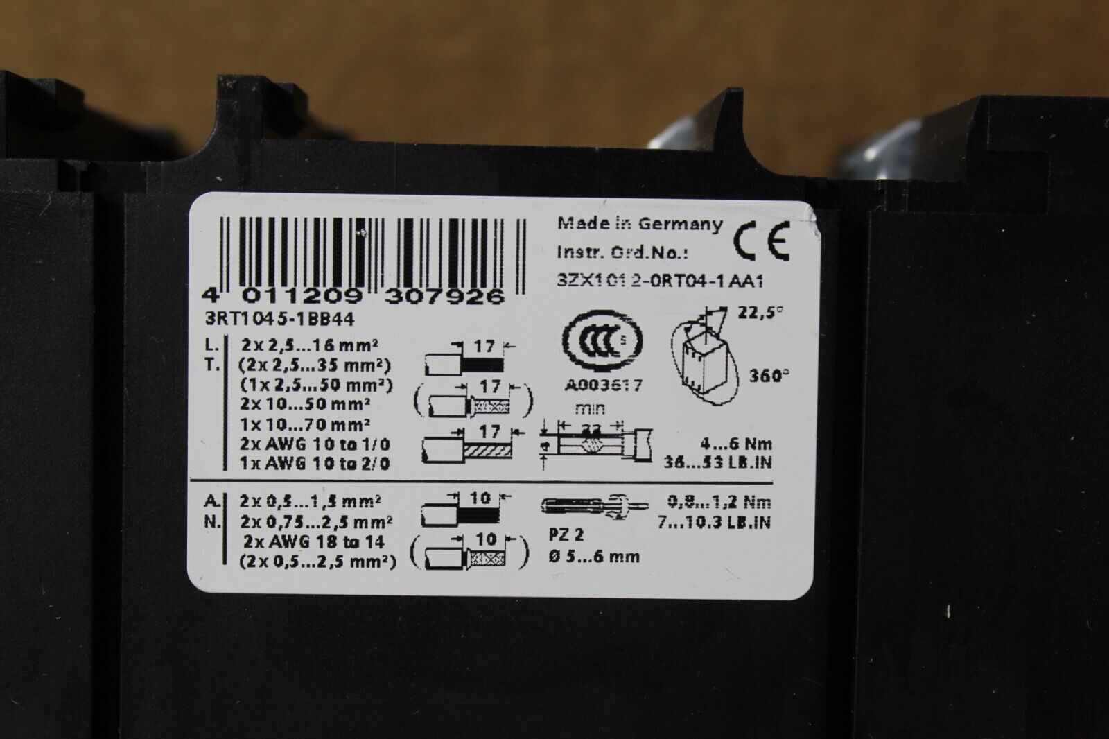 Siemens 3RT1045-1BB44 Contactor
