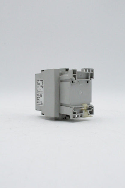 Allen-Bradley 100-C30EJ10 Contactor