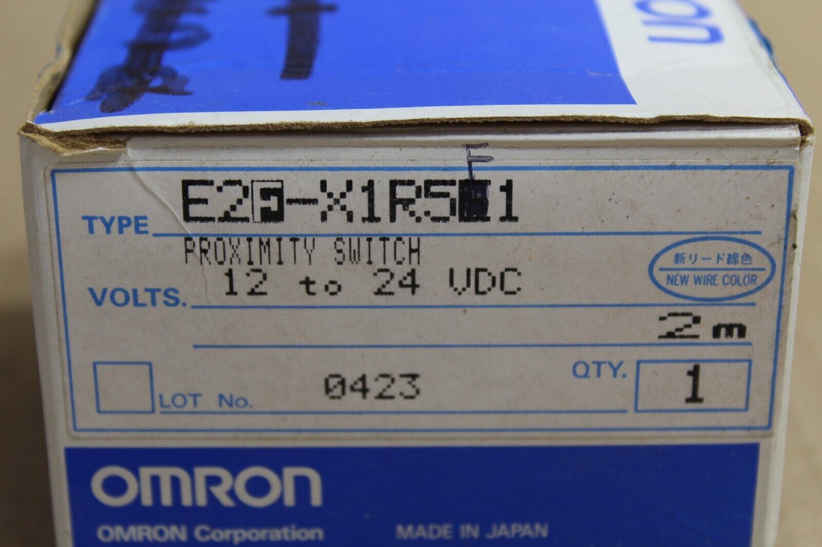 Omron E2F-X1R5F1 Proximity Switch