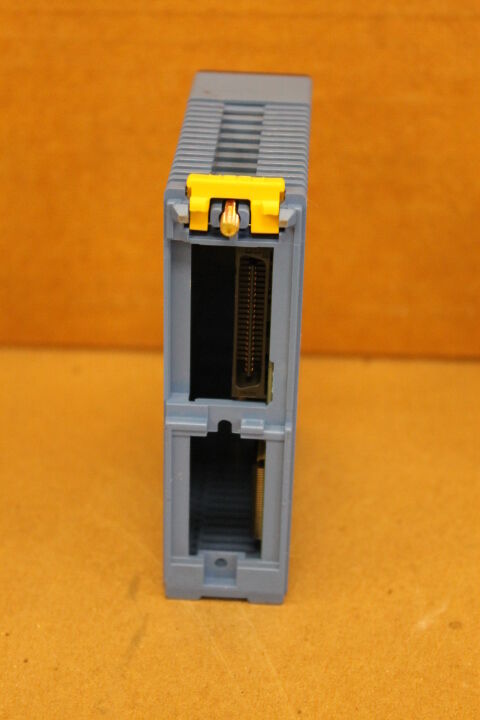 YOKOGAWA F3NC11-0N POSITIONING MODULE