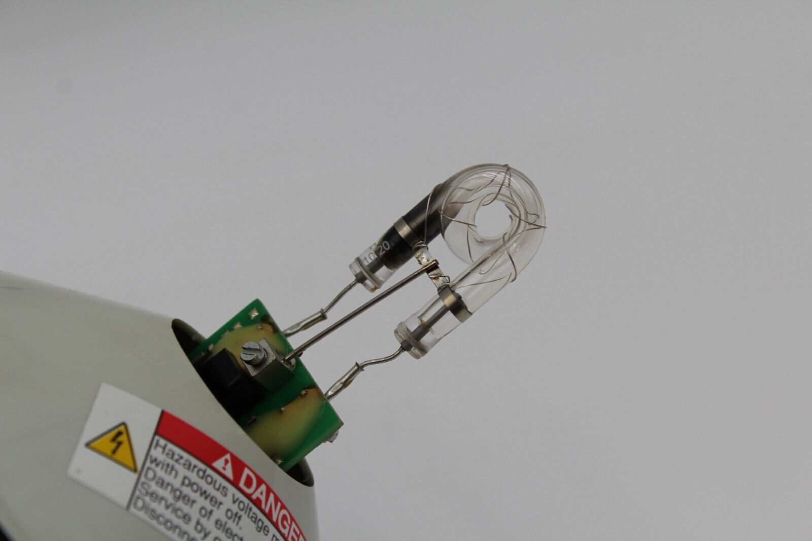 Allen-Bradley 855BM-ABA24 / 855BM-ABN Orange Beacon Strobe Light