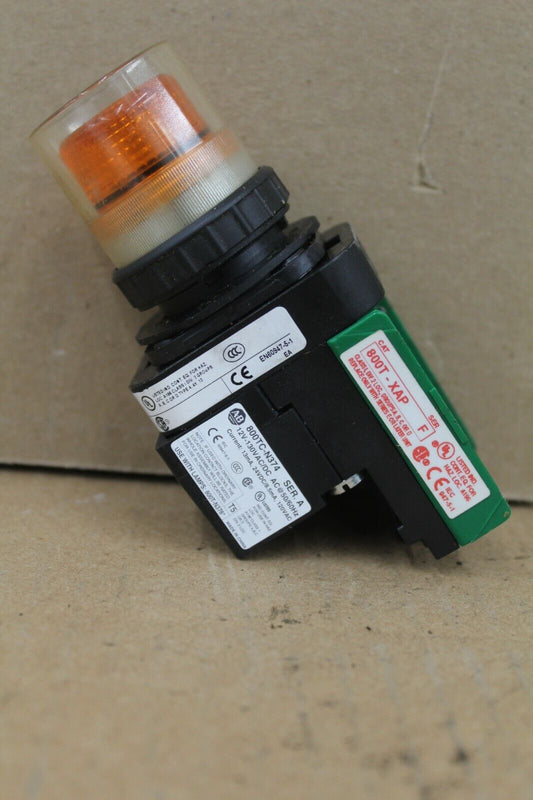 Allen Bradley 800H-QRAH2AAP Amber Push Button
