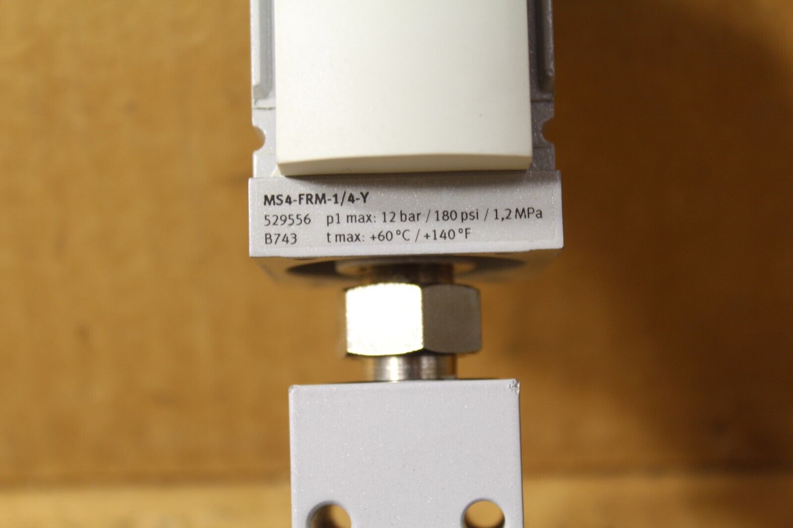 Festo MS4-FRM-1/4-Y w/ PEV-1/4-B-OD Branch Module Pressure Switch