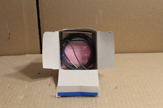 Omron E2E-X1C1 Proximity Switch