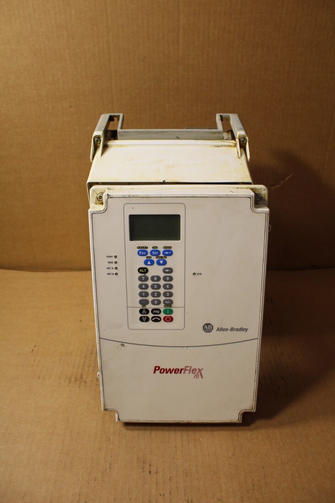 Allen-Bradley 20AD027C3AYNANC0 Powerflex 70 Drive (S) (Broken Front Cover)