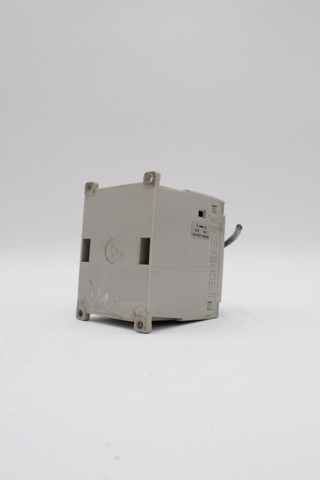 Keyence EG-545 Amplifier Unit (No Knob)