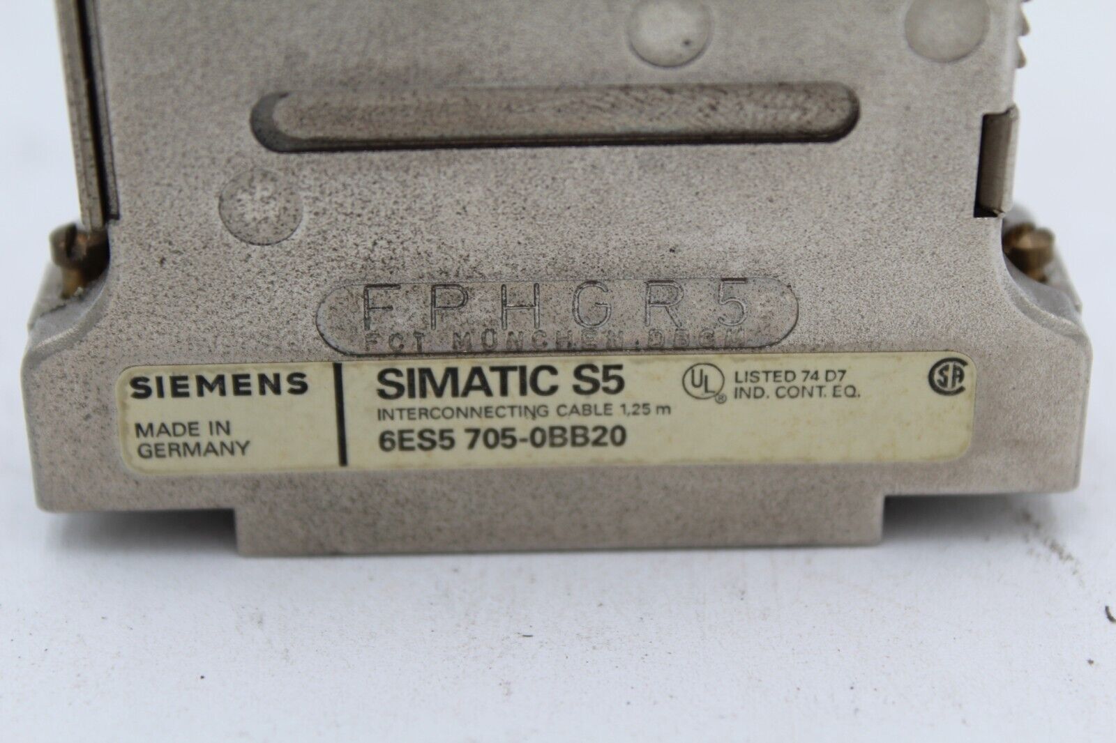 SIEMENS 6ES5 705-0BB20 INTERCONNECTING CABLE PLUG