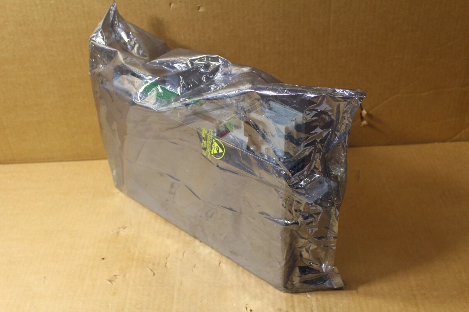 Rexroth Indramat DKC06.3-040-7-FW Servo Drive Controller (No Cover)