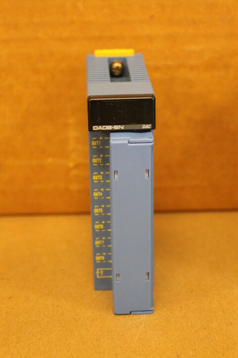 YOKOGAWA F3DA08-5N D/A CONVERTER