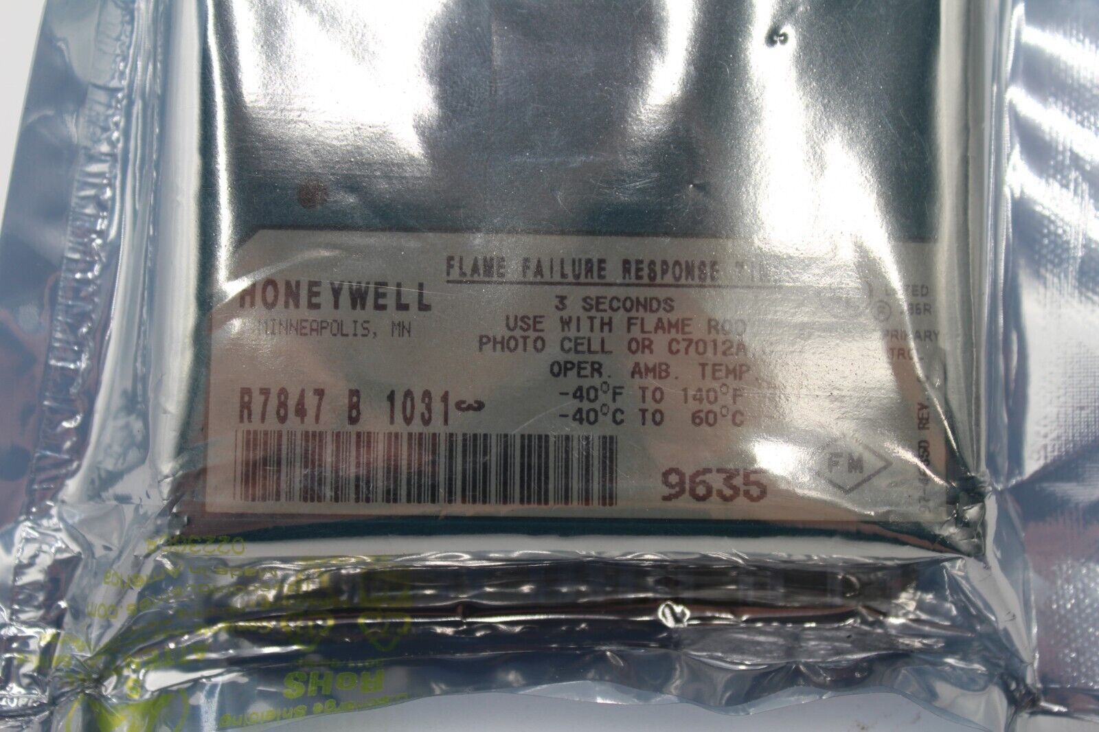 Honeywell R 7847 B 1031 3 Flame Amplifier