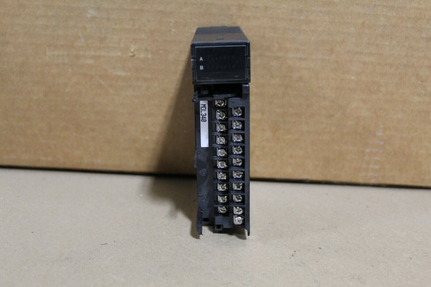 GE Fanuc IC693MDL340A Output Module
