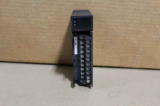 GE Fanuc IC693MDL340A Output Module