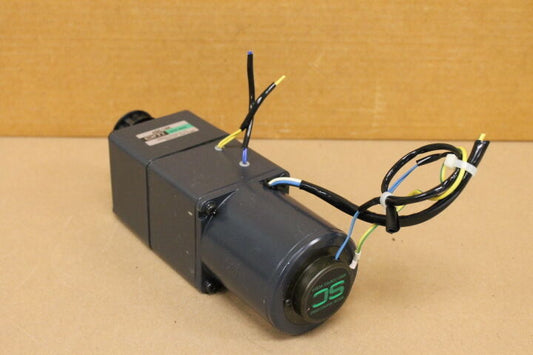 ORIENTAL MOTOR CBI425R-702 MOTOR & 4GC18K GEAR HEAD