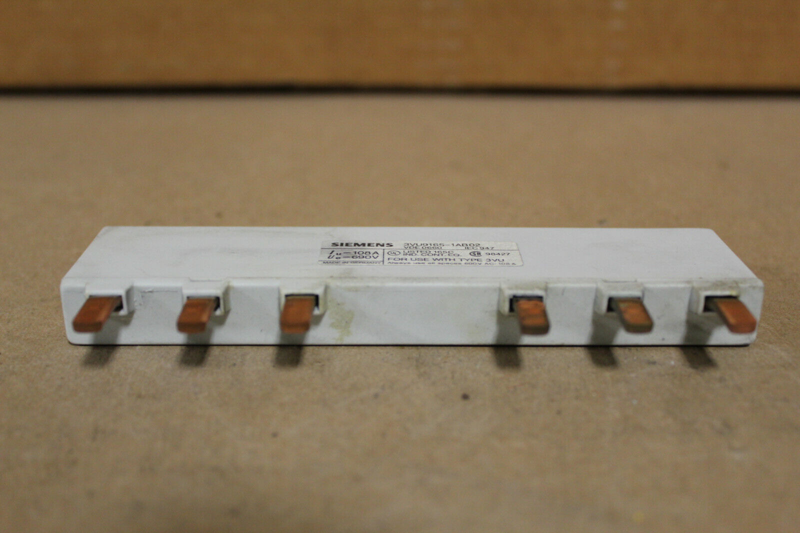 Siemens 3VU9165-1AB02 Connector