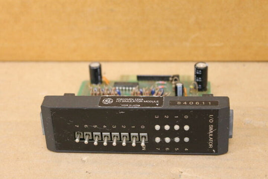 GE FANUC IC610MDL124A I/O SIMULATOR MODULE