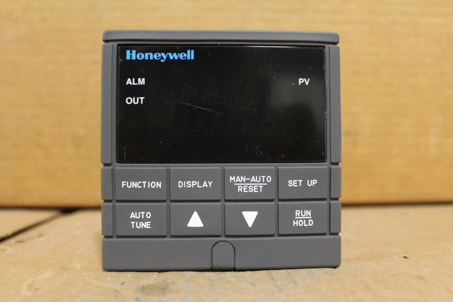 Honeywell DC200E-1-00A-100000-0 Controller