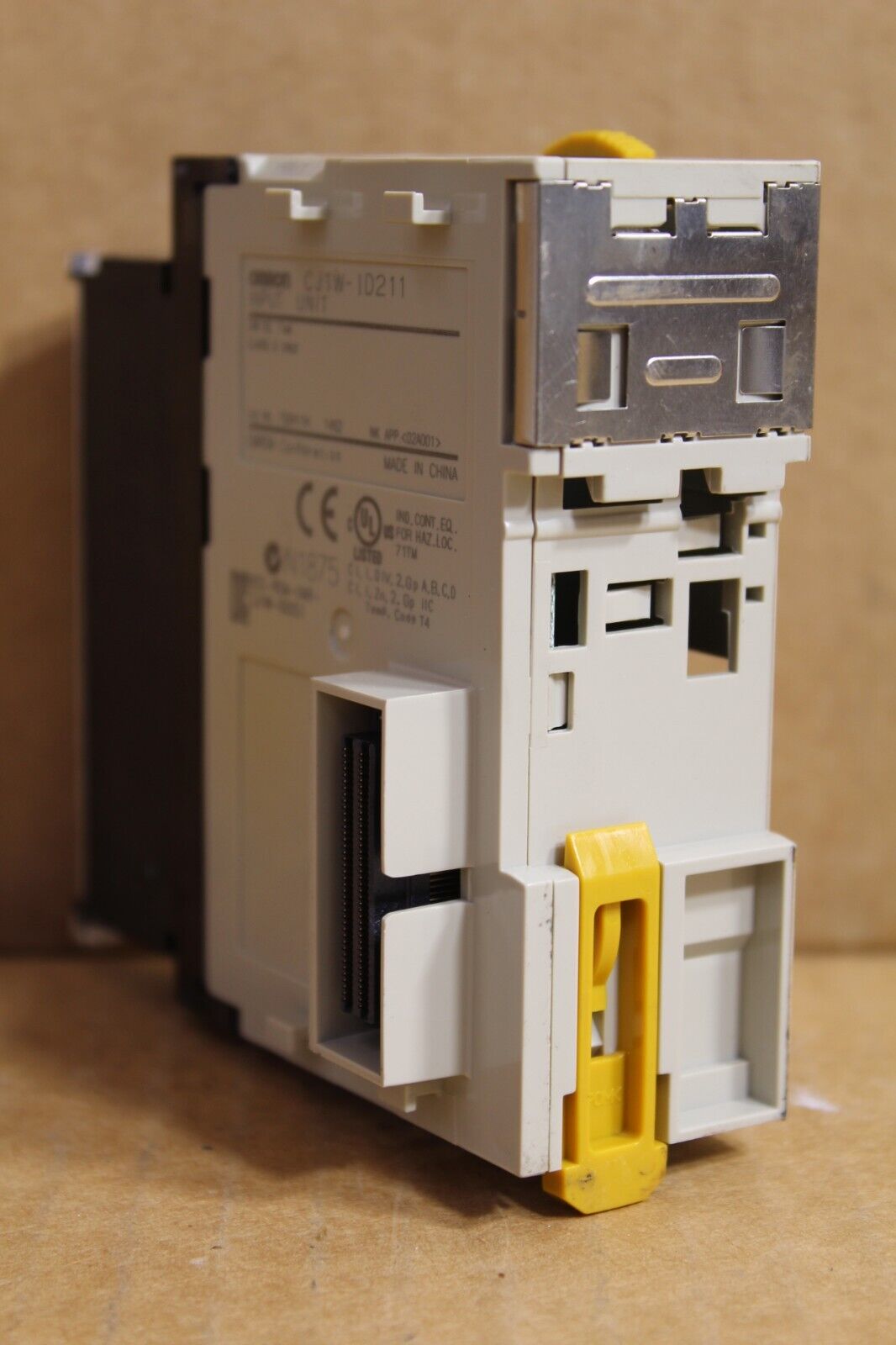 Omron CJ1W-ID211 Input Module