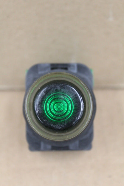 Allen Bradley 800H-QRAH2GAP Green Push Button