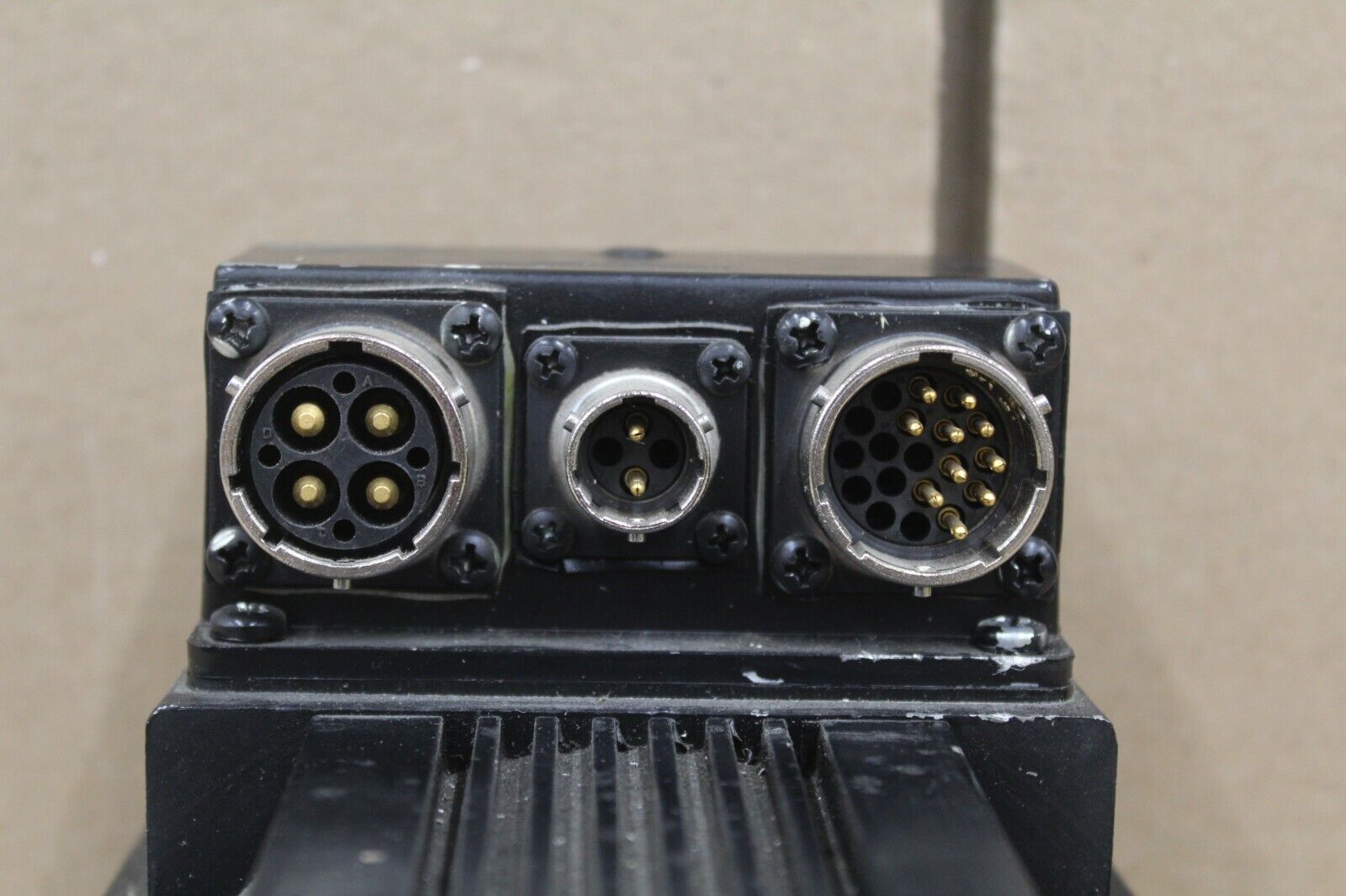 Allen Bradley 1326AB-B430G-M2K4L Motor
