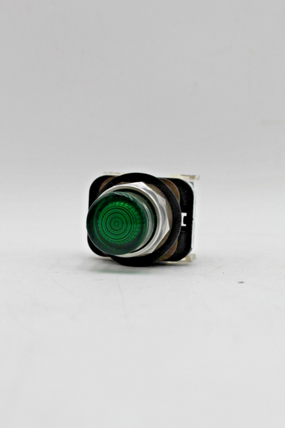 Allen-Bradley 800T-QB24G Green Momentary Contact Push Button