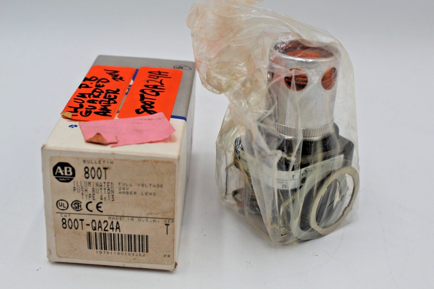 Allen-Bradley 800T-QA24A Amber Illuminated Push Button