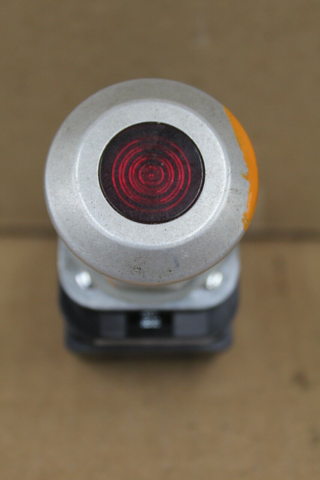 Allen Bradley 800T-FXQH2RAP Emergency Stop