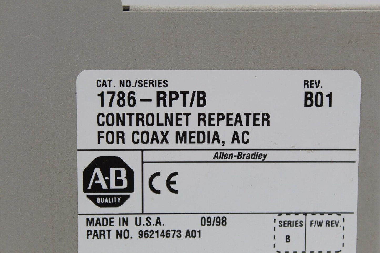 ALLEN BRADLEY 1786-RPT/B CONTROLNET REPEATER SERIES B