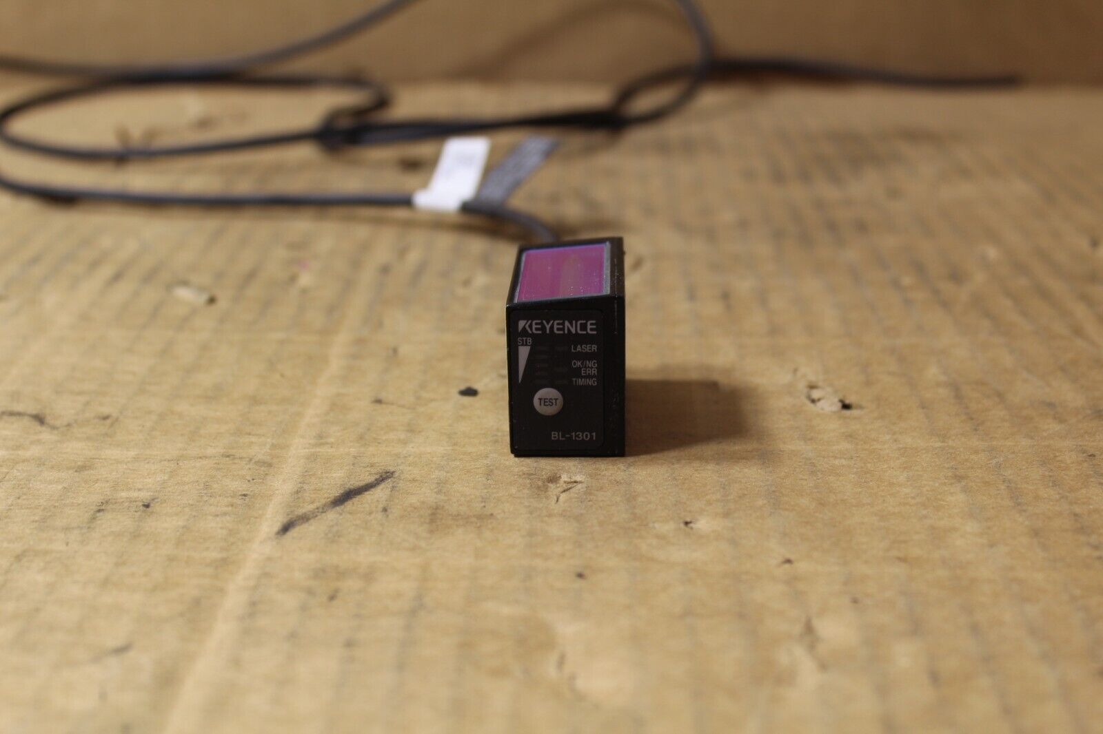 Keyence BL-1301 Digital Laser Barcode Reader