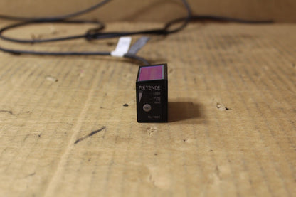 Keyence BL-1301 Digital Laser Barcode Reader