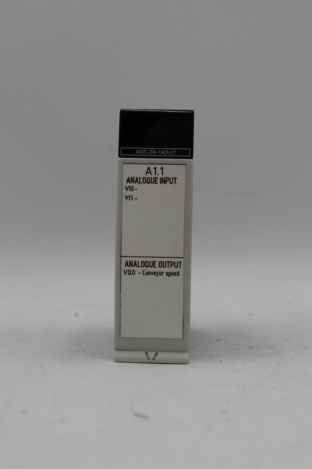 Moeller / Eaton Corporation XIOC-2A1-1AO-U1 Analog Ouput Module