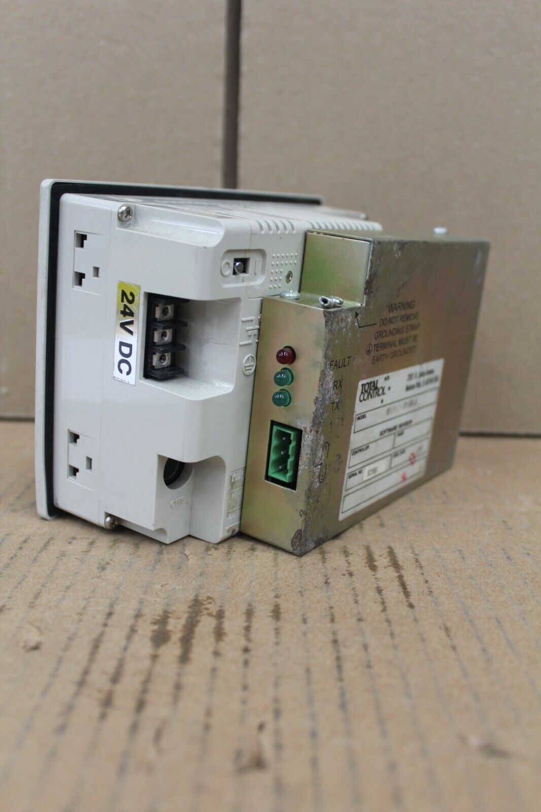 Total Control QPJ1D121L2P Panel