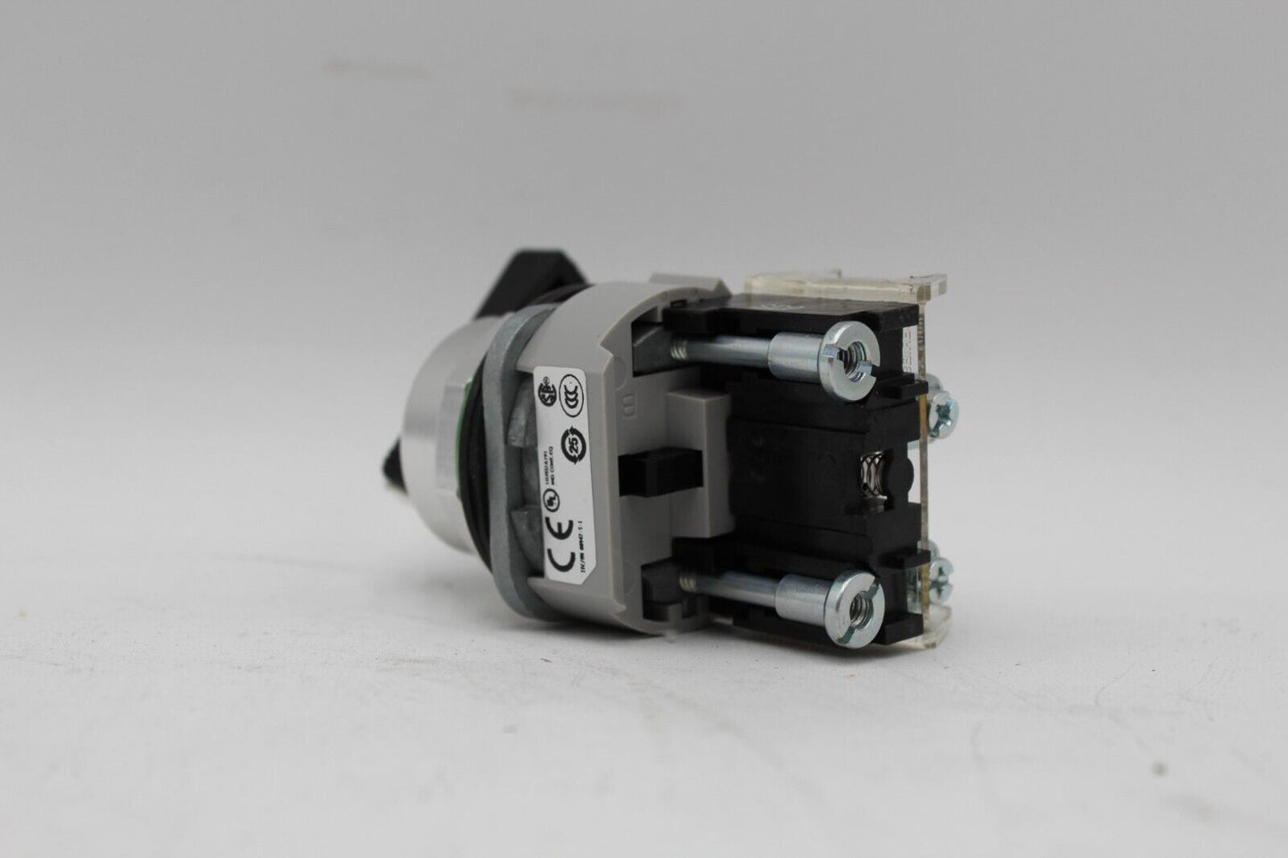 Allen-Bradley 800T-H18A 2-Position Selector Switch
