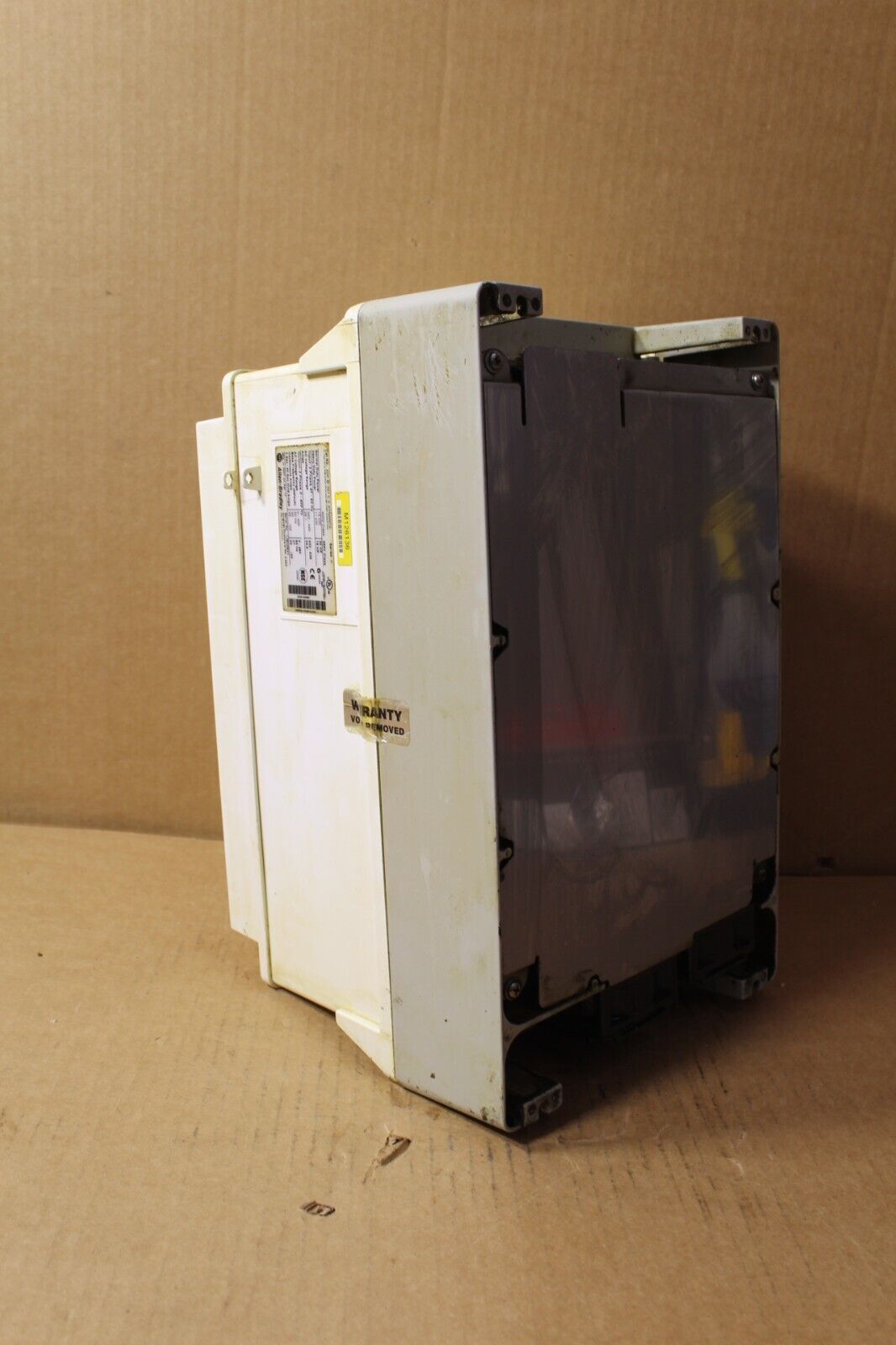 Allen-Bradley 20AD027C3AYNANC0 PowerFlex 70 Drive (S)