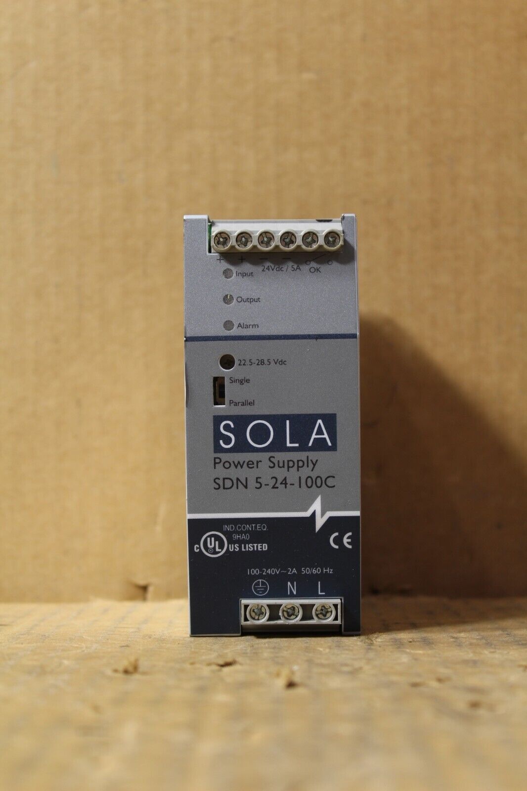 Emerson Sola SDN 5-24-100C Power Supply