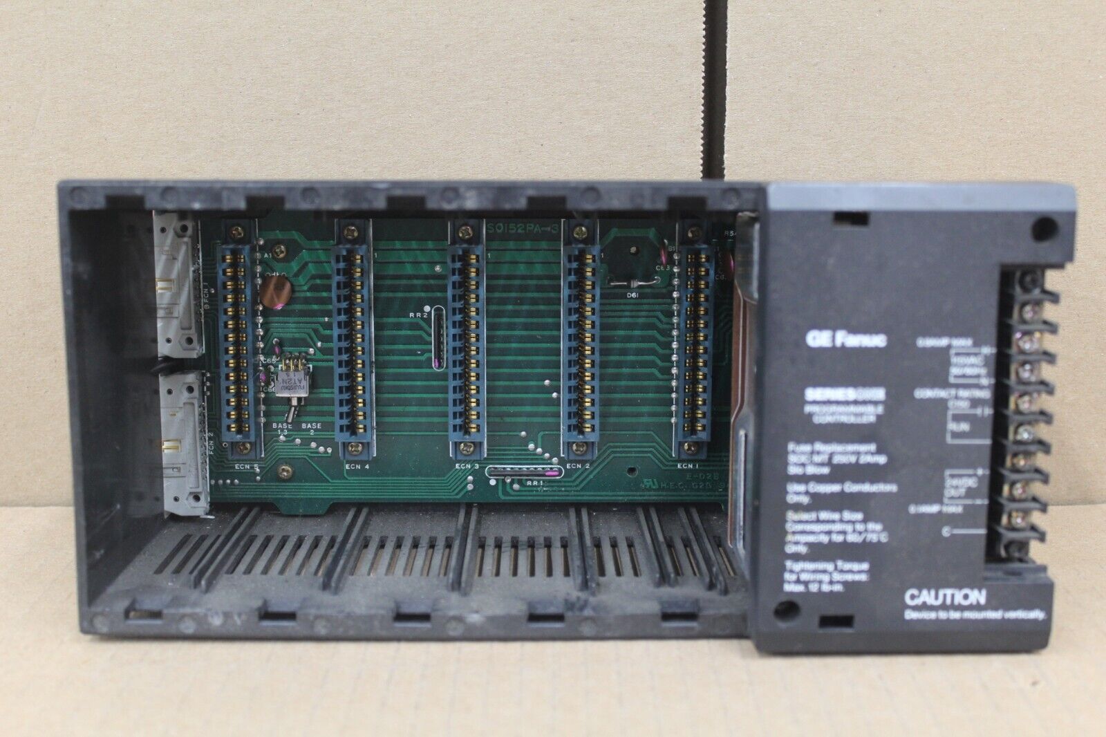 Fanuc IC610CHS111A 5 Slot Rack