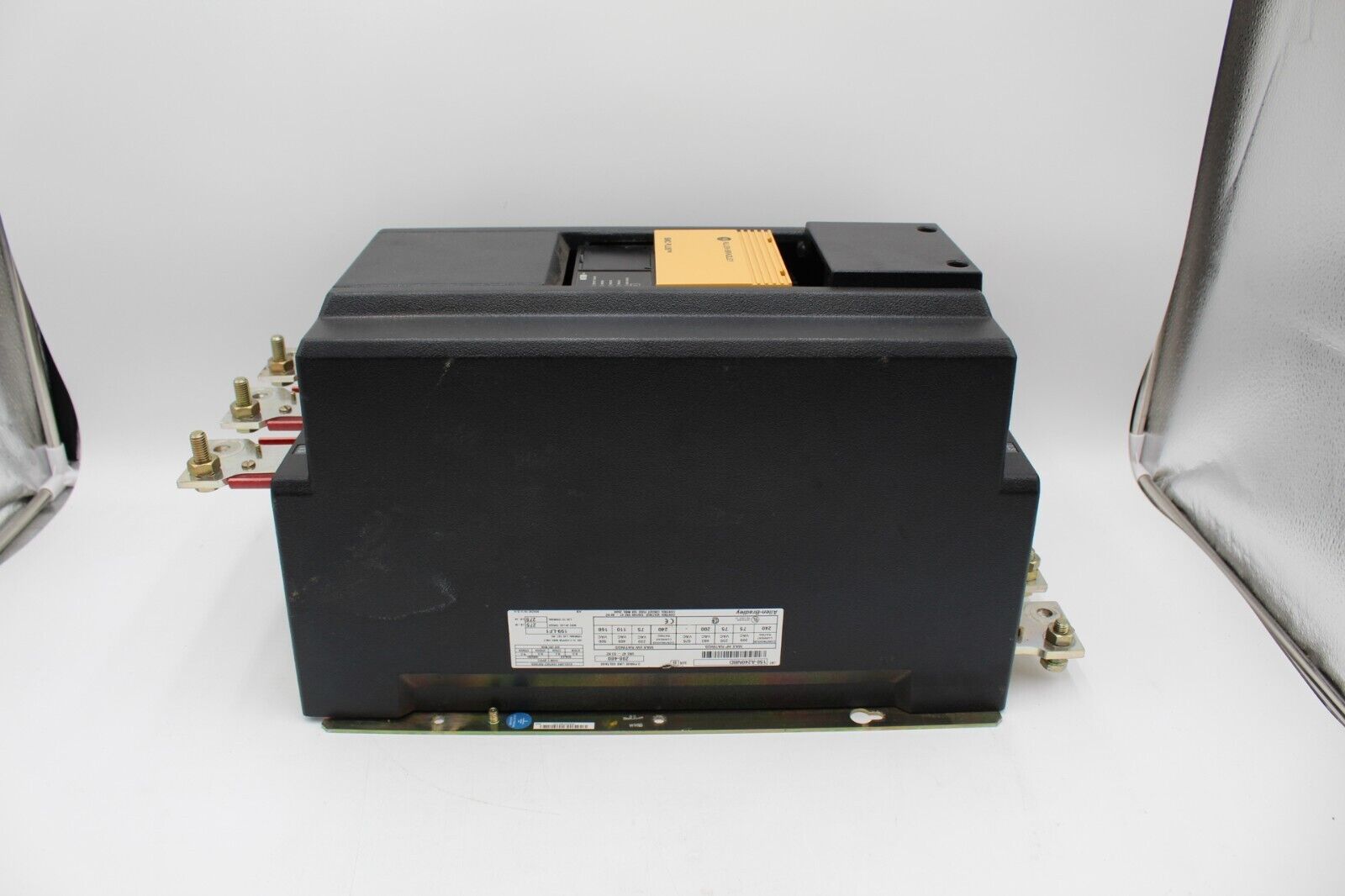 Allen-Bradley 150-A240NBD SMC-Plus Soft Starter