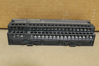 Mitsubishi AJ65SBTB2N-16A Relay Input Terminal