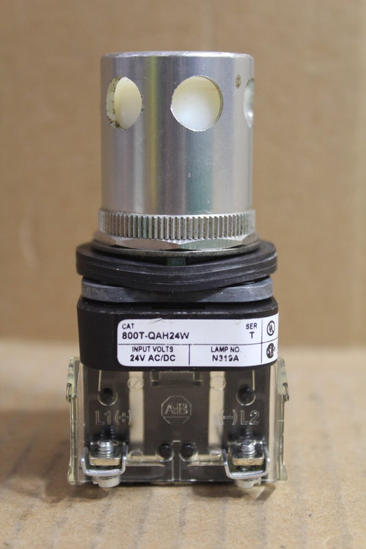 Allen Bradley 800T-QAH24W White Push Button